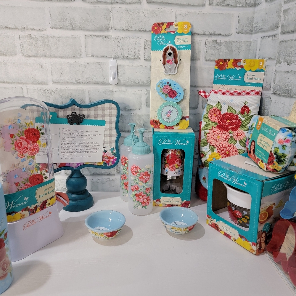 Pioneer Woman Sweet Rose lot